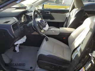 2019 Lexus RX with VIN 2T2BZMCA7KC173318, listed as a Copart auction lot 46662835 with 60,225 mi miles and Salvage Title. Bid and sale history available at carsss.com. Image 7.