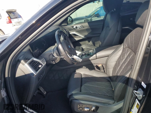 2024 BMW X6 xDrive40i with VIN 5UX33EX09R9S35818, listed as a Copart auction lot 89089515 with 26,955 mi miles and Salvage Title. Bid and sale history available at carsss.com. Image 7.