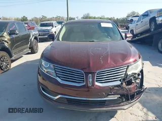 2017 Lincoln MKX Select with VIN 2LMPJ6KP4HBL37256, listed as a IAAI auction lot 41592553 with 74,231 mi miles. Bid and sale history available at carsss.com. Image 12.
