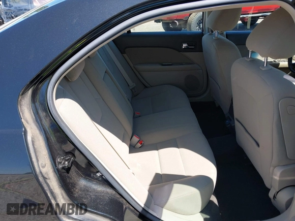 2010 Ford Fusion Hybrid с VIN 3FADP0L38AR338224, выставлен на аукционе IAAI как лот 42636474 с пробегом 118 378 миль миль и . История ставок и продаж доступна на DreamBid. Изображение 8.