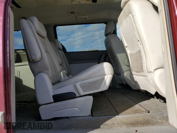 2009 Chrysler Town & Country Touring with VIN 2A8HR54X79R640084, listed as a Copart auction lot 85050984 with 167,072 mi miles and Salvage Title. Bid and sale history available at DreamBid. Image 11.