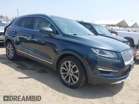 2019 Lincoln MKC Select with VIN 5LMCJ2C99KUL12435, listed as a IAAI auction lot 42288701 with 98,083 mi miles and . Bid and sale history available at DreamBid. Image 1.