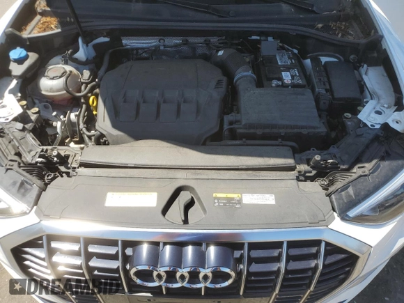 2020 Audi Q3 Premium with VIN WA1AECF32L1031641, listed as a Copart auction lot 60266275 with 43,730 mi miles and Salvage title. Bid and sale history available at DreamBid. Image 12.