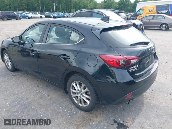 2014 Mazda 3 i Touring z VIN JM1BM1L76E1155763, wystawiony jako IAAI lot #42684723 z przebiegiem 84 837 mil mil oraz . Historia ofert i sprzedaży dostępna na DreamBid. Obrazek 3.