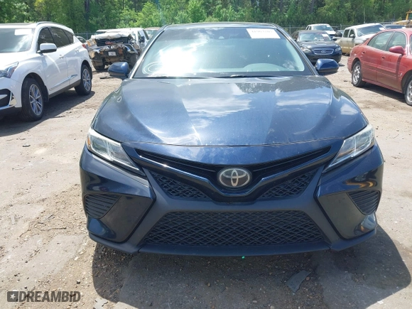 2018 Toyota Camry LE with VIN 4T1B11HK9JU639162, listed as a IAAI auction lot 41967207 with 82,444 mi miles. Bid and sale history available at carsss.com. Image 6.