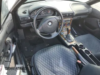 2001 BMW Z3 3.0 z VIN WBACN53451LL46309, wystawiony jako Copart lot #68974214 z przebiegiem 156 216 mil mil oraz Szkoda całkowita • Salvage title. Historia ofert i sprzedaży dostępna na DreamBid. Obrazek 8.