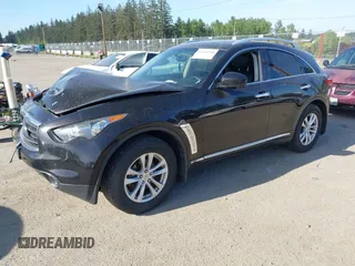 2013 Infiniti FX with VIN JN8CS1MW1DM171158, listed as a IAAI auction lot 42234300 with 142,710 mi miles and . Bid and sale history available at DreamBid. Image 17.