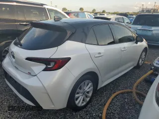 2023 Toyota Corolla Hatchback SE with VIN JTND4MBE2P3195304, listed as a Copart auction lot 74816734 with 0 mi miles and Non Repairable. Bid and sale history available at carsss.com. Image 3.