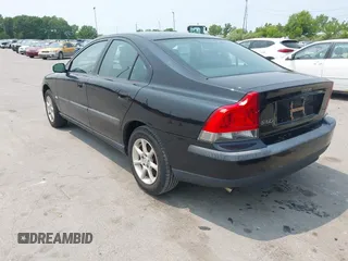 2004 Volvo S60 с VIN YV1RS61T742324600, выставлен на аукционе IAAI как лот 42418865 с пробегом 233 502 миль миль и . История ставок и продаж доступна на DreamBid. Изображение 3.
