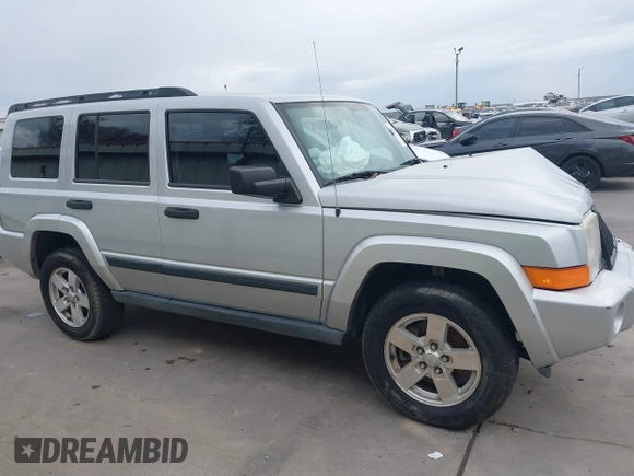 2006 Jeep Commander z VIN 1J8HH48K16C346762, wystawiony jako IAAI lot #40938740 z przebiegiem 348 396 mil mil oraz . Historia ofert i sprzedaży dostępna na DreamBid. Obrazek 14.