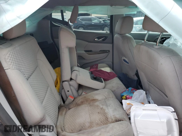 2017 GMC Acadia SLE z VIN 1GKKNLLA9HZ167808, wystawiony jako Copart lot #58584555 z przebiegiem 179 948 mil mil oraz Szkoda całkowita • Salvage title. Historia ofert i sprzedaży dostępna na DreamBid. Obrazek 11.