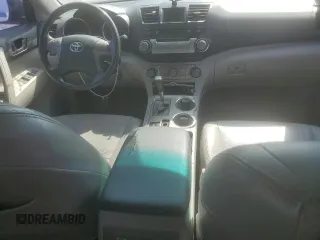 2010 Toyota Highlander with VIN 5TDZK3EH7AS002697, listed as a Copart auction lot 62661555 with 283,479 mi miles and Clean title. Bid and sale history available at DreamBid. Image 8.