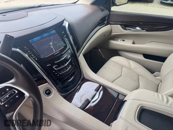 2015 Cadillac Escalade ESV Premium with VIN 1GYS4JKJ1FR272533, listed as a Copart auction lot 60347085 with 227,892 mi miles and Clean title. Bid and sale history available at DreamBid. Image 9.