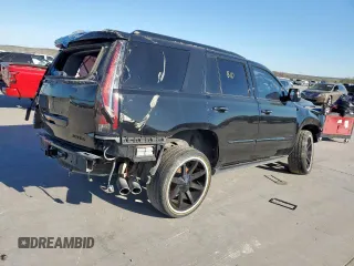 2015 Cadillac Escalade Premium z VIN 1GYS3NKJ3FR505290, wystawiony jako Copart lot #50048805 z przebiegiem Nie podano mil oraz Szkody całkowita. Historia ofert i sprzedaży dostępna na DreamBid. Obrazek 3.