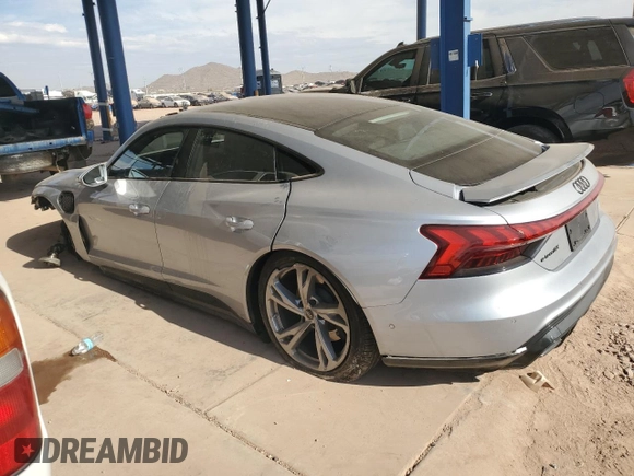 2022 Audi e-tron GT Prestige z VIN WAUDJBFW0N7003885, wystawiony jako Copart lot #41626575 z przebiegiem 21 343 mil mil oraz Szkody całkowita. Historia ofert i sprzedaży dostępna na DreamBid. Obrazek 2.