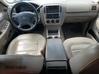 2003 Ford Explorer XLT с VIN 1FMZU63K33UA01860, выставлен на аукционе Copart как лот 45987835 с пробегом 128 131 миль миль и На запчасти • Non repairable. История ставок и продаж доступна на DreamBid. Изображение 8.