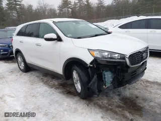 2020 Kia Sorento LX V6 with VIN 5XYPG4A54LG619761, listed as a IAAI auction lot 41458196 with 122,853 mi miles. Bid and sale history available at carsss.com. Image 1.
