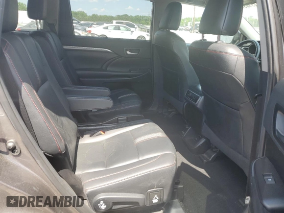 2019 Toyota Highlander SE with VIN 5TDJZRFH5KS602615, listed as a Copart auction lot 61910975 with 75,510 mi miles and Salvage title. Bid and sale history available at DreamBid. Image 11.
