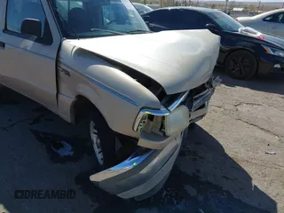 1993 Ford Ranger Splash z VIN 1FTCR10A9PPA96049, wystawiony jako IAAI lot #41792924 z przebiegiem 6 840 mil mil oraz . Historia ofert i sprzedaży dostępna na DreamBid. Obrazek 13.
