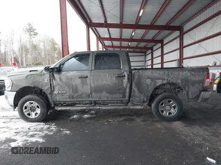 2022 Ram 2500 Tradesman with VIN 3C6UR5CL9NG111988, listed as a IAAI auction lot 41442188 with 66,397 mi miles. Bid and sale history available at carsss.com. Image 14.