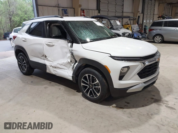 2025 Chevrolet TrailBlazer LT with VIN KL79MPSP9SB002736, listed as a IAAI auction lot 41971951 with 28,024 mi miles and . Bid and sale history available at DreamBid. Image 1.