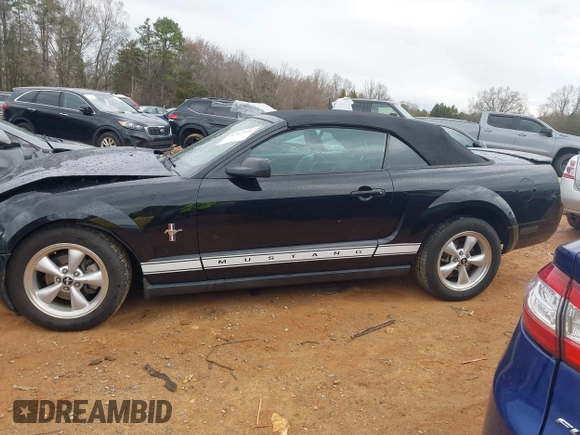 2007 Ford Mustang Deluxe with VIN 1ZVFT84N475361120, listed as a IAAI auction lot 41762540 with 167,848 mi miles and . Bid and sale history available at carsss.com. Image 15.