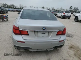 2013 BMW 7 Series 750Li z VIN WBAYE8C56DD133044, wystawiony jako Copart lot #49092615 z przebiegiem 169 699 mil mil oraz Szkoda całkowita • Salvage title. Historia ofert i sprzedaży dostępna na DreamBid. Obrazek 6.