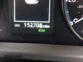2017 Toyota RAV4 XLE с VIN 2T3WFREV6HW389493, выставлен на аукционе IAAI как лот 42087504 с пробегом 152 708 миль миль и . История ставок и продаж доступна на DreamBid. Изображение 15.