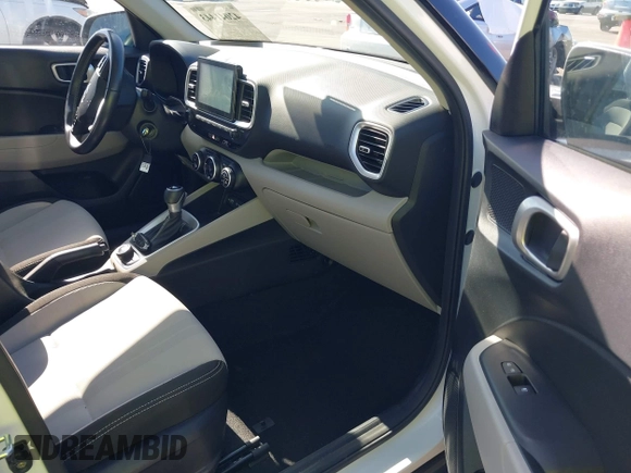2022 Hyundai Venue SEL with VIN KMHRC8A33NU171505, listed as a IAAI auction lot 42041443 with 37,908 mi miles and . Bid and sale history available at DreamBid. Image 5.