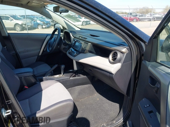 2013 Toyota RAV4 XLE with VIN 2T3WFREV0DW019201, listed as a IAAI auction lot 42145998 with 185,124 mi miles and . Bid and sale history available at DreamBid. Image 5.