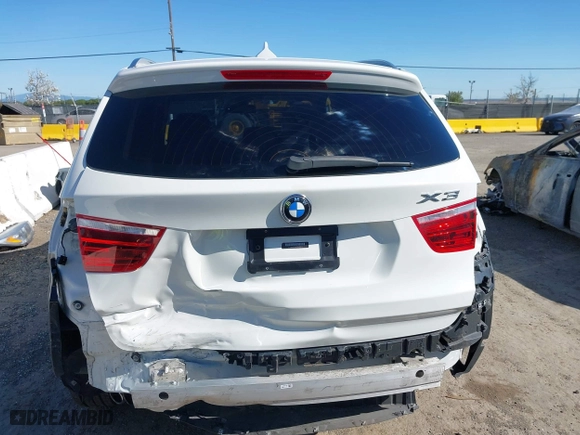 2015 BMW X3 sDrive28i with VIN 5UXWZ7C58F0M82742, listed as a IAAI auction lot 41944819 with 88,279 mi miles. Bid and sale history available at carsss.com. Image 17.