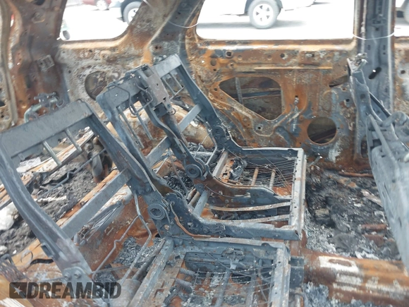 2018 Ford Explorer z VIN 1FM5K8B88JGA91833, wystawiony jako IAAI lot #42553367 z przebiegiem Nie podano mil oraz . Historia ofert i sprzedaży dostępna na DreamBid. Obrazek 8.