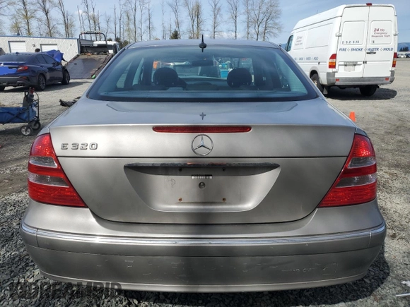 2003 Mercedes-Benz E-Class 3.2L with VIN WDBUF65J33A220573, listed as a Copart auction lot 52085375 with 142,536 mi miles and Salvage Title. Bid and sale history available at carsss.com. Image 6.