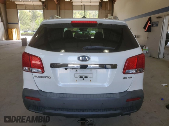 2012 Kia Sorento EX with VIN 5XYKUDA23CG235172, listed as a Copart auction lot 53895445 with 271,078 mi miles and Clean Title. Bid and sale history available at carsss.com. Image 6.