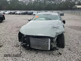 2025 Kia K4 EX with VIN 3KPFU4DE2SE014763, listed as a Copart auction lot 41344835 with 0 mi miles and Salvage Title. Bid and sale history available at carsss.com. Image 10.