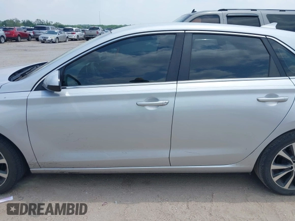 2018 Hyundai Elantra with VIN KMHH35LE5JU039607, listed as a IAAI auction lot 42175922 with 89,853 mi miles and . Bid and sale history available at DreamBid. Image 14.