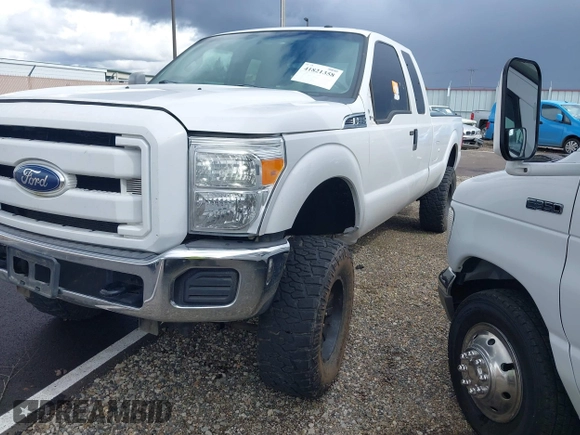 2013 Ford F-250 XL with VIN 1FT7X2B61DEB75504, listed as a IAAI auction lot 41821358 with 202,745 mi miles and . Bid and sale history available at DreamBid. Image 2.