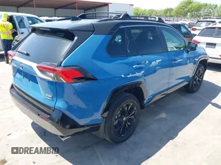 2024 Toyota RAV4 Hybrid XSE with VIN 4T3E6RFV8RU153892, listed as a IAAI auction lot 41848730 with 7,917 mi miles and . Bid and sale history available at carsss.com. Image 4.