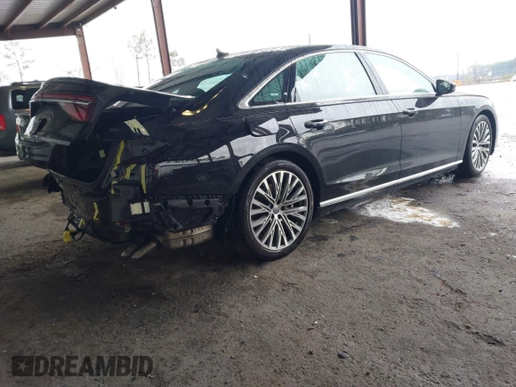 2019 Audi A8 L with VIN WAU8DAF8XKN013139, listed as a IAAI auction lot 41662195 with 38,442 mi miles. Bid and sale history available at carsss.com. Image 4.