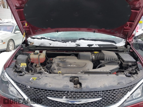 2017 Chrysler Pacifica Touring L Plus with VIN 2C4RC1EG6HR652908, listed as a IAAI auction lot 41381104 with 82,186 mi miles and . Bid and sale history available at DreamBid. Image 10.