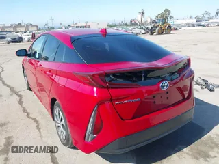 2020 Toyota Prius LE with VIN JTDKARFP8L3154280, listed as a IAAI auction lot 42405444 with 57,134 mi miles and . Bid and sale history available at DreamBid. Image 3.