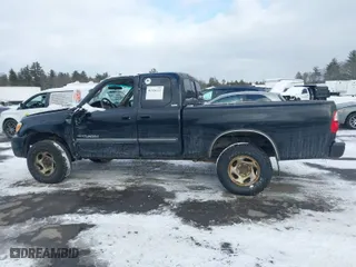 2006 Toyota Tundra SR5 with VIN 5TBBT44196S476238, listed as a IAAI auction lot 41524111 with 174,631 mi miles. Bid and sale history available at carsss.com. Image 14.