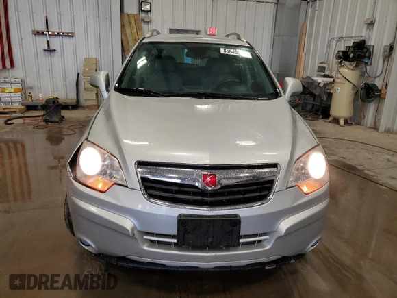 2009 Saturn VUE XR z VIN 3GSDL63799S631621, wystawiony jako Copart lot #86645004 z przebiegiem 136 614 mil mil oraz Nie do naprawy • Non repairable. Historia ofert i sprzedaży dostępna na DreamBid. Obrazek 5.