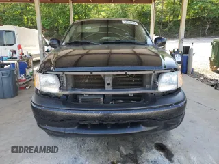 2001 Ford F-150 XL с VIN 1FTRX17L61NB04439, выставлен на аукционе Copart как лот 57389125 с пробегом Не указан миль и Списание • Salvage title. История ставок и продаж доступна на DreamBid. Изображение 5.