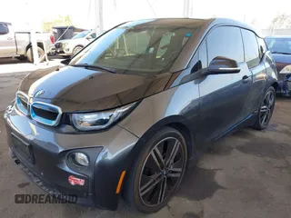 2017 BMW i3 с VIN WBY1Z8C5XHV551484, выставлен на аукционе IAAI как лот 42293232 с пробегом 74 082 миль миль и . История ставок и продаж доступна на DreamBid. Изображение 2.