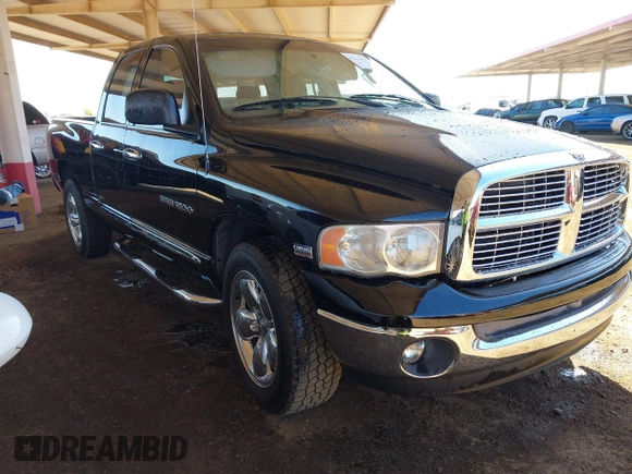 2005 Dodge 1500 SLT with VIN 1D7HA18D75S272401, listed as a IAAI auction lot 42122463 with 207,624 mi miles. Bid and sale history available at carsss.com. Image 1.