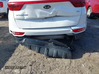 2017 Kia Sportage EX z VIN KNDPNCAC2H7283501, wystawiony jako IAAI lot #42268933 z przebiegiem 137 503 mil mil oraz . Historia ofert i sprzedaży dostępna na DreamBid. Obrazek 6.