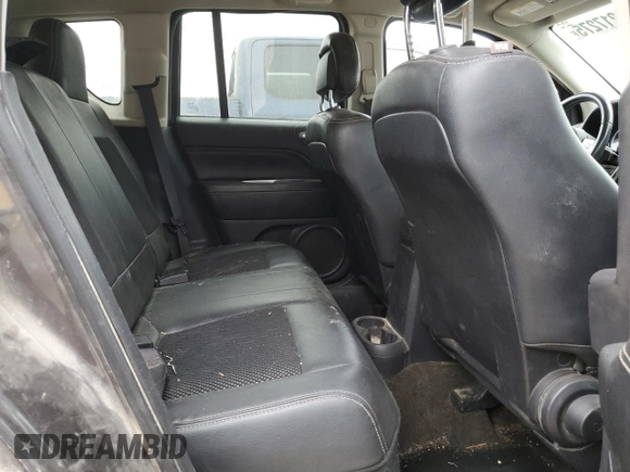 2016 Jeep Compass Latitude with VIN 1C4NJDEB6GD687332, listed as a Copart auction lot 44217275 with 131,952 mi miles and Salvage Title. Bid and sale history available at DreamBid. Image 12.