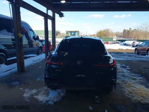 2021 BMW X4 xDrive30i with VIN 5UX2V1C02M9G88419, listed as a IAAI auction lot 41519669 with 41,252 mi miles. Bid and sale history available at carsss.com. Image 16.