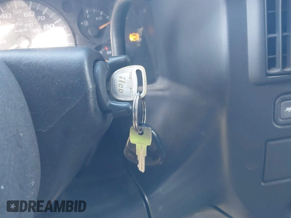 2006 Chevrolet Express Passenger with VIN 1GAHG39U861219905, listed as a IAAI auction lot 41910472 with 199,665 mi miles and . Bid and sale history available at DreamBid. Image 11.